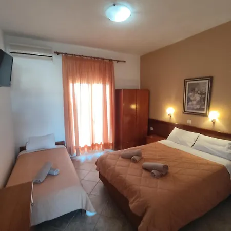 Aleka 6 * Agios Georgios (Corfu)